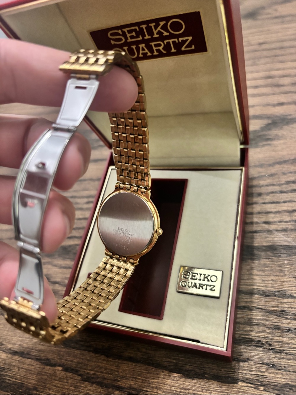Seiko Gold-Tone Quartz Watch - Picture 5 of 6